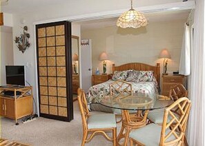 Dining / Master Bedroom