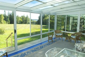 Glass/screened in three season porch