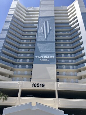 Twin Palms Resort located at 10519 Front Beach Road, PCB, FL 32407
