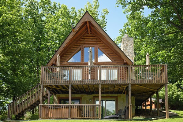 Welcome to Trollhaugen—Deck, patio, and a big yard to play in