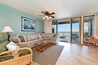 Inquire About Last Minute Rates! Ground Floor-Steps to Ocean and Pool Unit #100