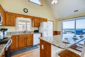 Surf-or-Sound-Realty-769-Kai-Surf-House-Kitchen-New-Stove