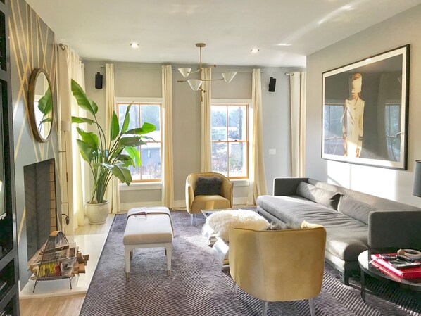 Great Room w/ Wood Burning Fireplace