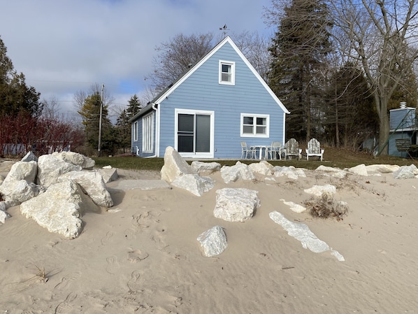 Lakeside view of the cottage 