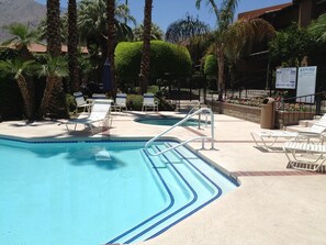 pool with hot tub