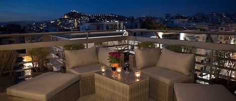 Say hello to your Athens penthouse home away from home