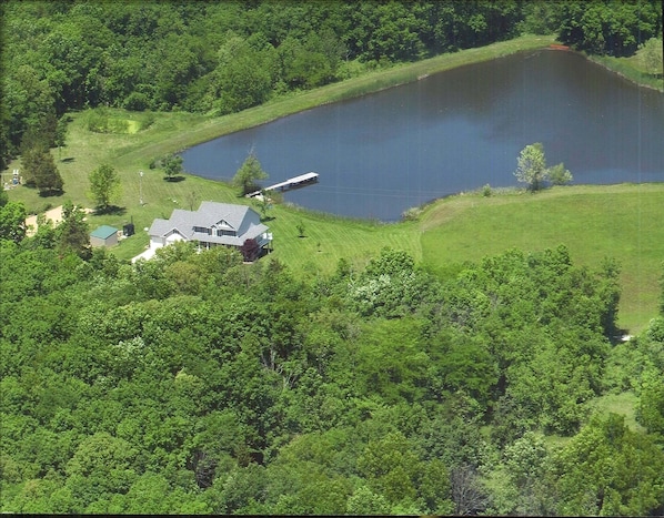 Escape to this private lake retreat!  Bring your family & friends!