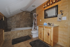 Master Suite Bath, Bathroom #1