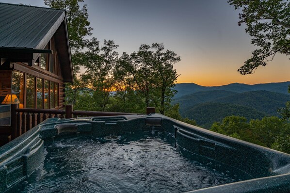 Enjoy the mountain top sunset in the hot tub