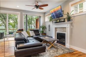 Main Area Living Room w/ Gas Fireplace and Roku TV