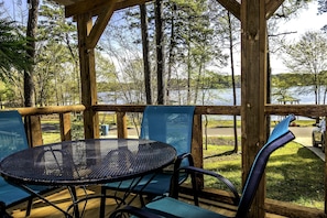 Enjoy a meal or drinks on the front deck with views of beautiful Lake Hawkins!