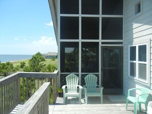 Screened in porch