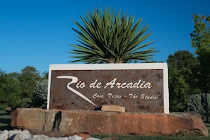 Welcome to Rio de Arcadia...a slice of heaven on the Guadalupe River!