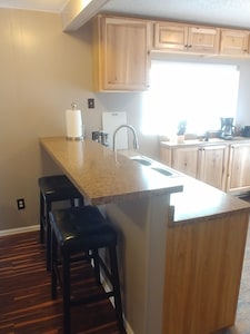Spacious updated Condo. New furnishings & clean! Close to Breck! Well supplied!