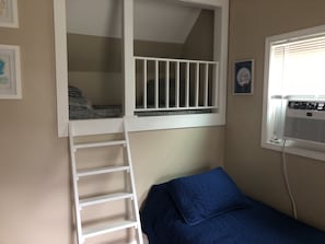 Kids loft/“fort” area