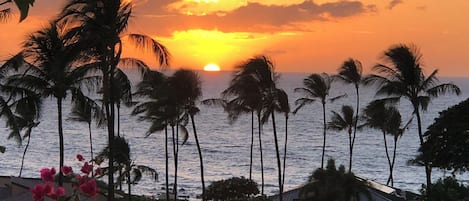 Sunset at Wailea Ekahi