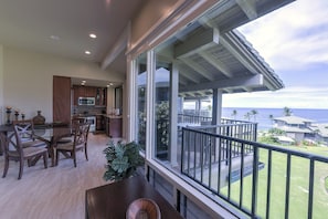 kitchen to lanai