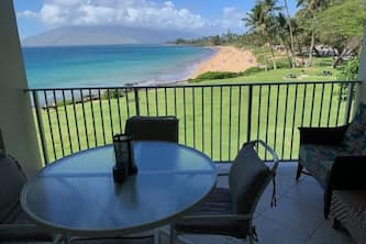 Hawaiian Oceanfront Paradise at Royal Mauian Resort Unit #304/2 bedroom/2 bath