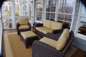 Screened in porch