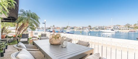 Welcome to your Balboa Island getaway. This two-story, single-family home sits right at the foot of the bay on a large corner lot, for a beautiful and restful retreat.