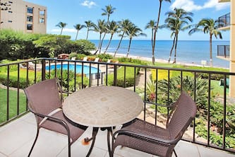 KR203-Oceanfront Beautiful Condo