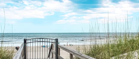 Gorgeous ocean views from boardwalk!