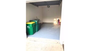 1 car garage