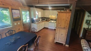 Kitchen2