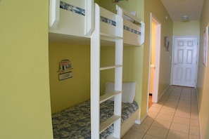 Hallway Bunks 1 Part 1