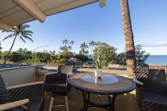 Ocean View SM224 Beachfront Resort - Beautiful, Lively Surroundings, Surfing!
