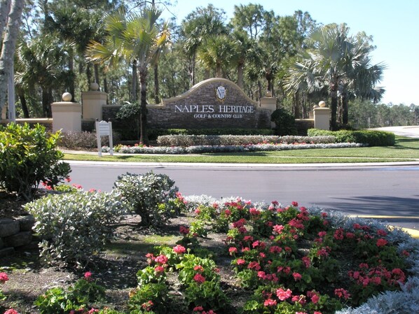Naples  Heritage  Entrance