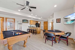 Surf-or-Sound-Realty-468-Beach-Therapy-Game-Room-3
