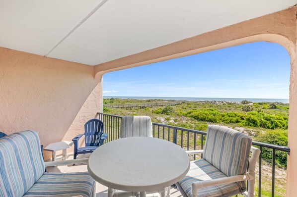 Living area direct oceanfront balcony