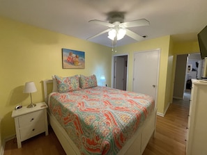 Master bedroom with queen bed.