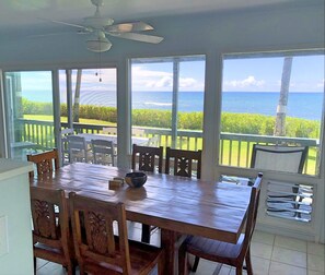 Dining next to the Ocean!