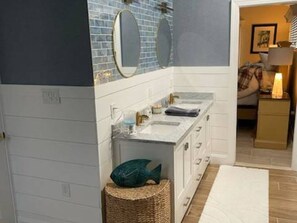 BRAND NEW DELUXE HUGE BATHROOM COMPLETED ON 3/15/2025