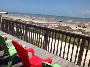 Steps from the beach.  Come home for lunch or a nap!