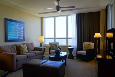 Palm Beach Singer Island Resort & Spa - Grand Panorama Suite -Daily Housekeeping