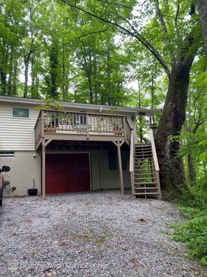 Driveway Entrance