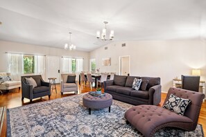 Spacous living area to enjoy and extended vacation in Paso Robles