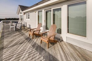Surf-or-Sound-Realty-Avon-Sea-Breeze-600-Deck