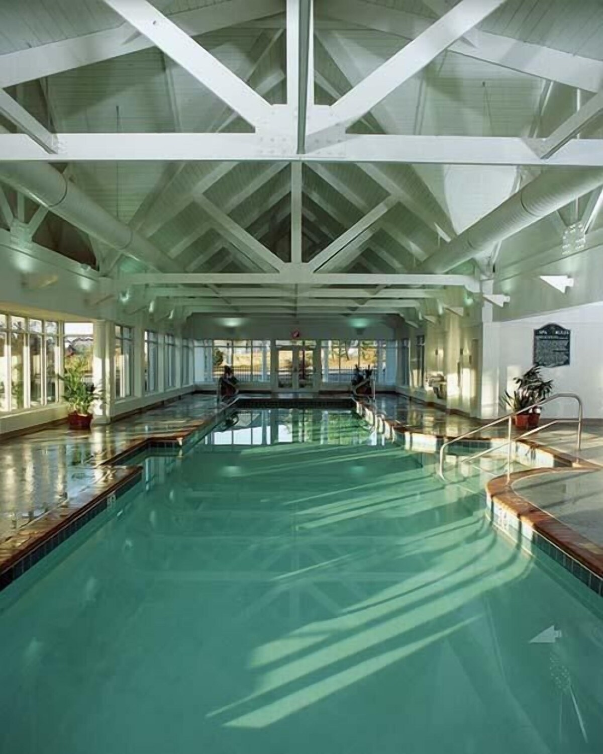 Jacuzzi Suite At Williamsburg Plantation Resort Memorial Day Week