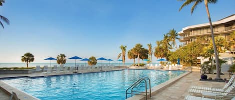 Ahhh - The Pool (Heated) with Ocean in Background