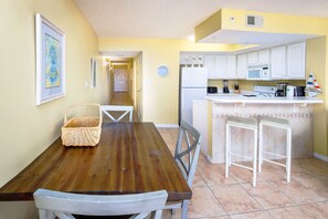 Kitchen - 
Gulf Dunes 214 Fort Walton Beach Okaloosa Island Vacation Rentals