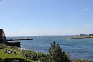 Master balcony view of Ocean.