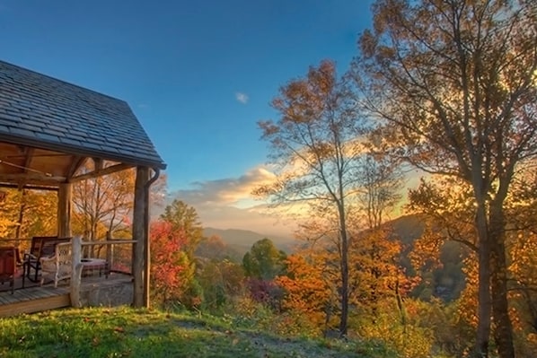 Mountain Sunrise 