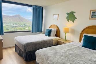 Ocean View Upgraded Waikiki Banyan