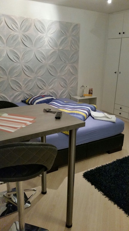 City center luxery Apartment,  Free easy 24 hrs SELF CHECK IN