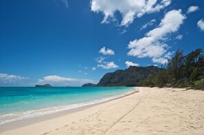 6 miles of Waimanalo beach with Rabbit island in view.