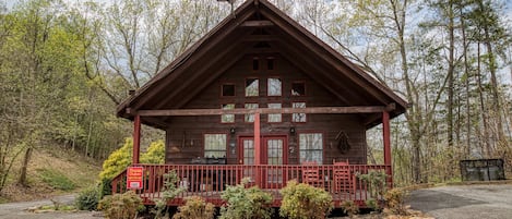 Pigeon Forge Cabin - Sweet Mountain Aire